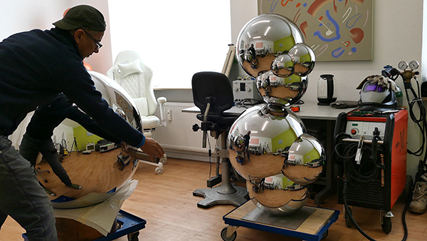 artist_at_work